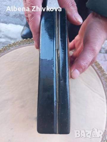 авторско произведение - сигнирано от автора, снимка 5 - Антикварни и старинни предмети - 52072309