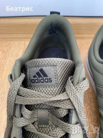 Спортни обувки Adidas, снимка 2 - Маратонки - 47884579