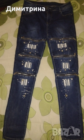 Дамски дънки,чисто нови 