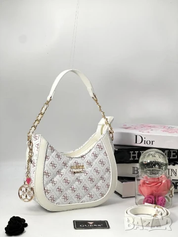 чанти guess , снимка 10 - Чанти - 50595367
