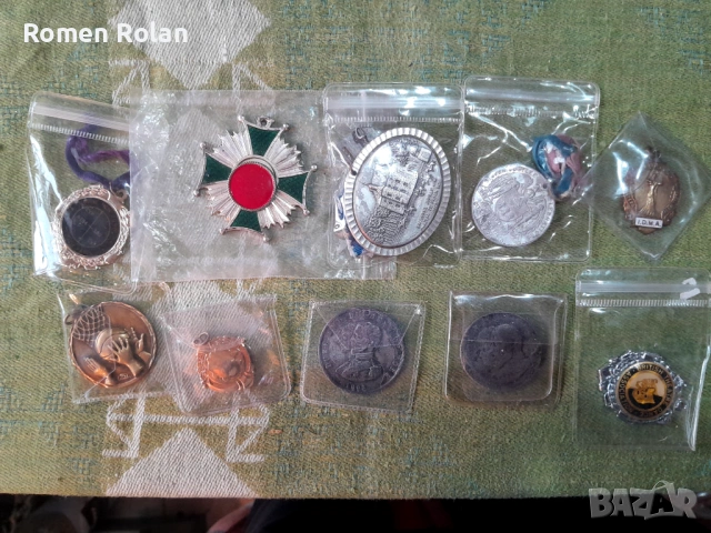 Десет  ордени 