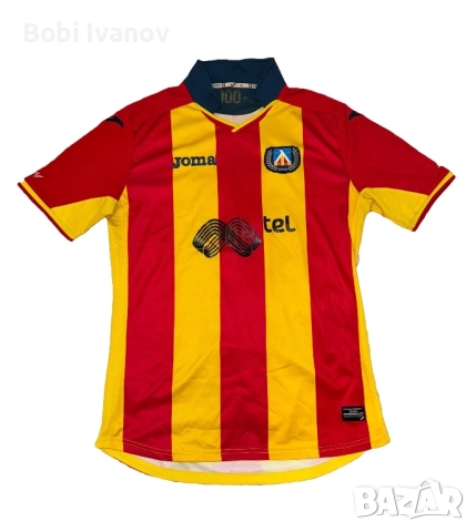 ТЪРСЯ ТАКИВА ФЛАНЕЛКИ НА ЛЕВСКИ