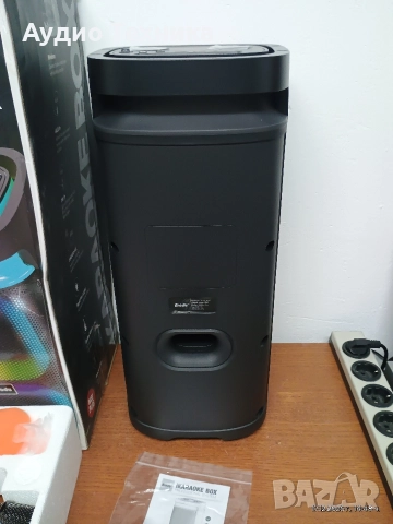 Чисто нова караоке колона Brodu BTS 1989. Акумулаторна с 2бр. микрофони и дистанционно. , снимка 9 - Тонколони - 52828421