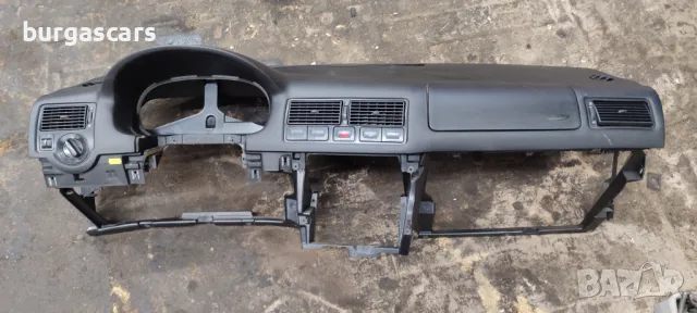 Арматурно табло Vw Golf 4 - 100лв