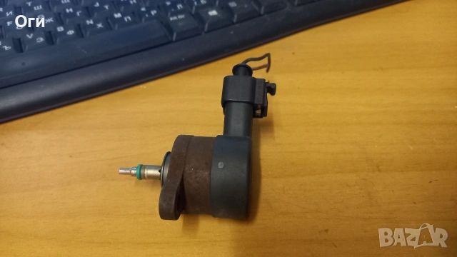 Регулатор налягане на горивото 0 281 002 584