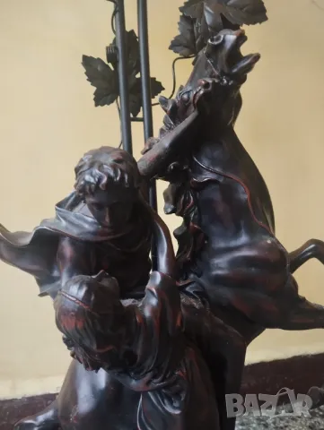 Фигуративна настолна лампа, снимка 3 - Настолни лампи - 47823211