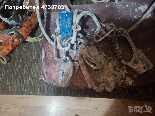 Обурудване за алпинисти, снимка 6 - Спортна екипировка - 53486644