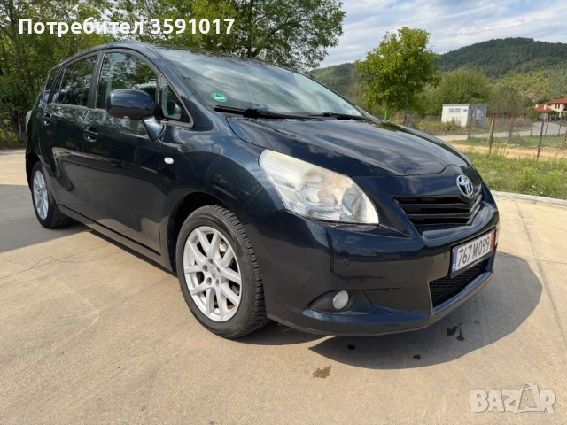 Продавам Toyota verso, снимка 3 - Автомобили и джипове - 52796950