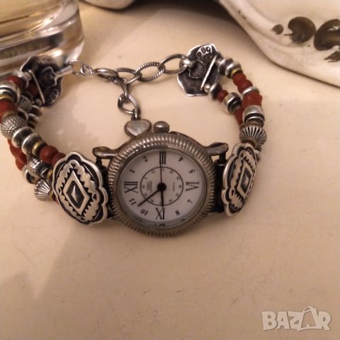 Сребърен часовник ,с естествен корал , снимка 3 - Дамски - 37452460