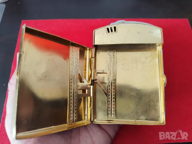 Табакера с вградена бензинова запалка , снимка 4 - Табакери - 47887994