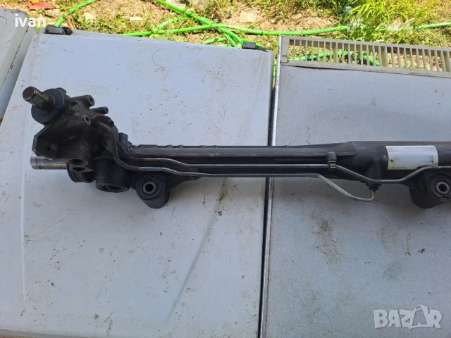 хидравлична рейка за Vw Touareg 2.5 R5 TDI, снимка 4 - Части - 51300816