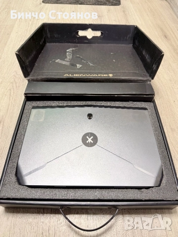 Dell alienware R2 15 , снимка 8 - Лаптопи за игри - 52571208