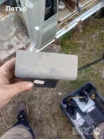 Пепелник Форд транзит 2000-2006г, снимка 3 - Части - 49072766