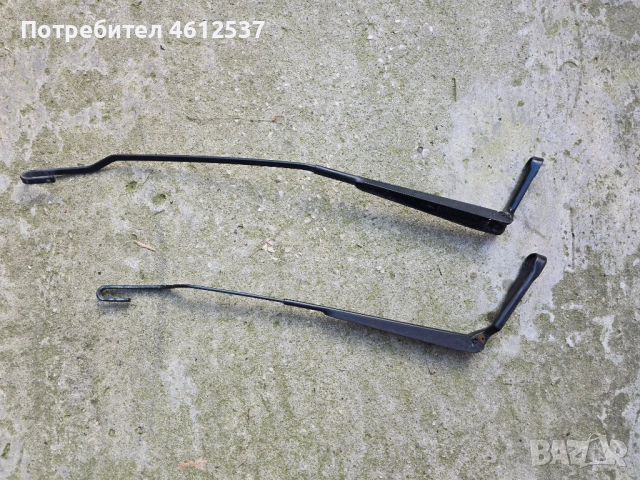Ляво и дясно рамо за чистачки на Фолксваген Голф 4, снимка 2 - Части - 52009008