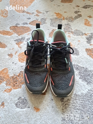 ЛОТ от ТРИ чифта детски спортни обувки Nike и Skechers, снимка 6 - Детски маратонки - 48044627