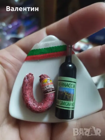 Магнити - чиния със суджук и бутилка вино, снимка 1