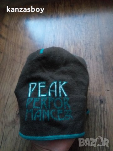 peak performance - страхотна зимна шапка, снимка 5 - Шапки - 35549722