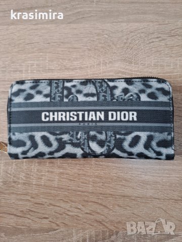 Портмонета на "Dior ", снимка 2 - Портфейли, портмонета - 40299659