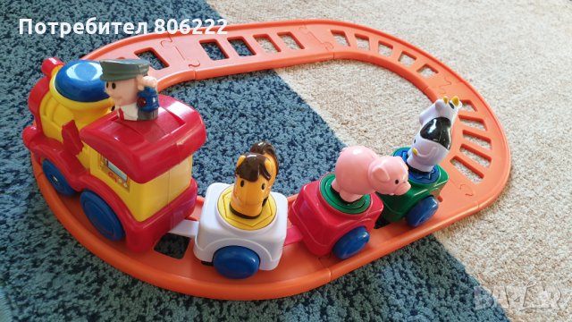 Влак с релси бебешки