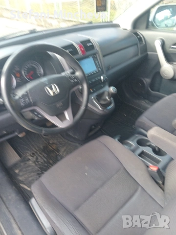 Хонда Cr-V безупречно състояние Навигация,Круз контрол,Нови Гуми Зимни внос от Словения, снимка 14 - Автомобили и джипове - 53325953