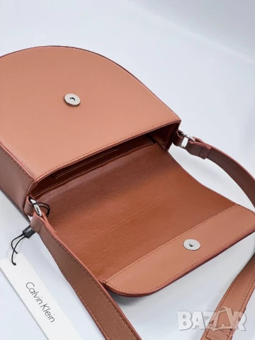 чанти Calvin Klein jeans , снимка 12 - Чанти - 51395588