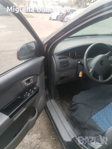 Киа Каренс, снимка 11 - Автомобили и джипове - 52775958