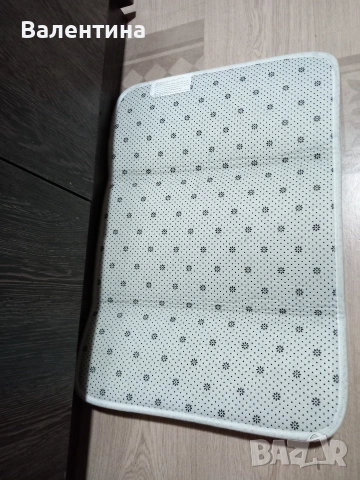 Постелка за баня , снимка 2 - Изтривалки - 53024052