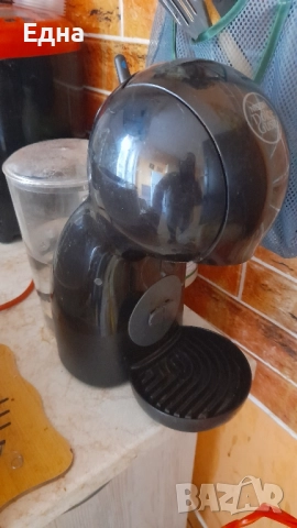 Кафемашина с капсули Долче Густо,с проблем