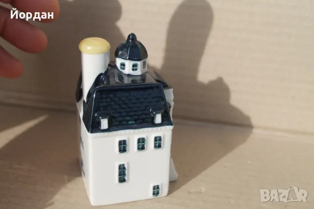 колекционерска порцеланова фигурка / шише Холандска къща ''Bols KLM'', снимка 4 - Колекции - 49483588