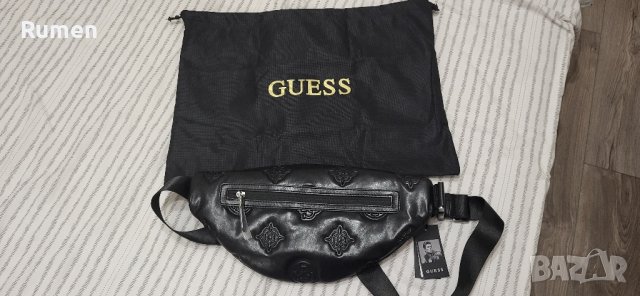 Оригинална чантичка Guess