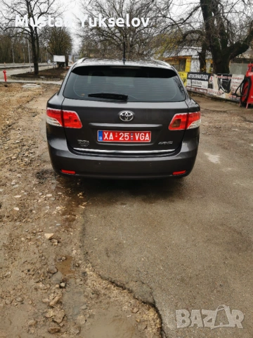 Toyota avenssi 2.0 d4d, снимка 5 - Автомобили и джипове - 53191892