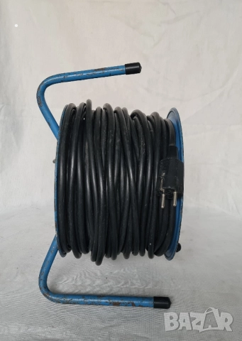Удължителна макара немски с 3 гнезда дължина 50м 3 х 3 мм, снимка 2 - Други инструменти - 51750473