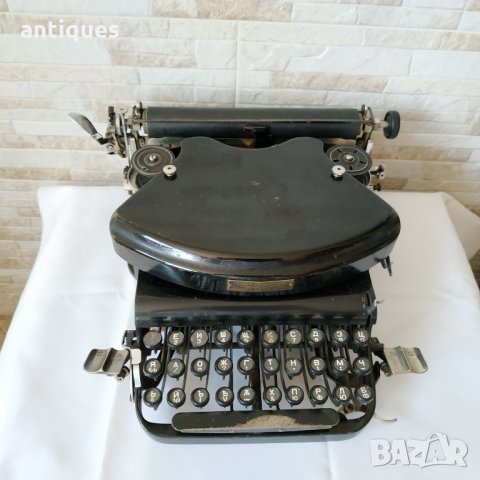 Стара пишеща машина Adler Mod.7 - Made in Germany - 1939 година - Антика, снимка 2 - Антикварни и старинни предмети - 30314367
