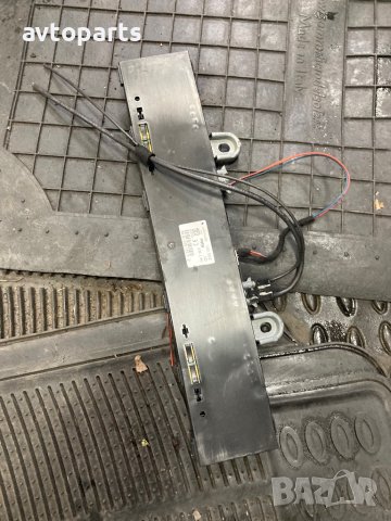 Mercedes w221 face Антенни усилватели