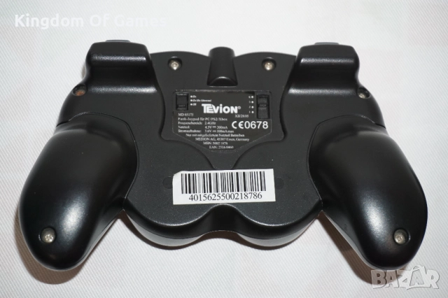 Два броя Оригинални Безжични Контролери Tevion MD 85175 за PC/PS2/XBOX Made In Germany, снимка 6 - Аксесоари - 51810272