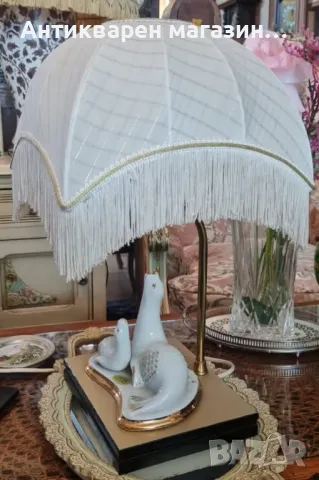 Прекрасна, настолна лампа. , снимка 2 - Настолни лампи - 50028749