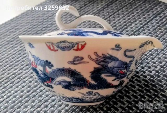 Китайски порцеланов чаен комплект с дракони - чайник и 4 чаши, снимка 6 - Антикварни и старинни предмети - 53589973