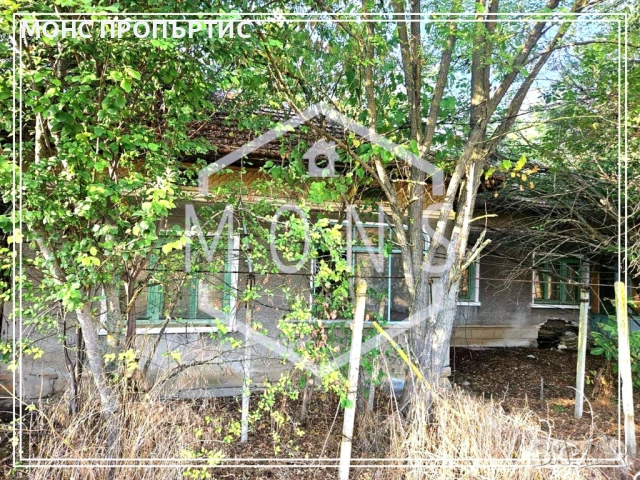 Къща с голям двор в с. Страхилово, обл. Велико Търново, снимка 4 - Къщи - 51892633