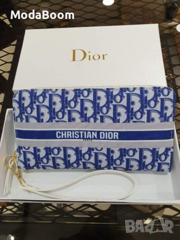 🤩Christian Dior луксозни дамски портмонета с кутия / различни цветове🤩, снимка 12 - Портфейли, портмонета - 43420563