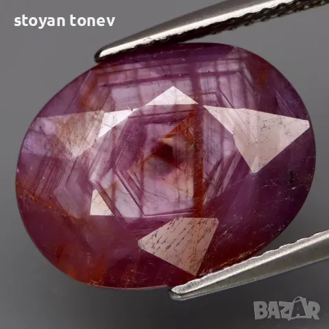 Голям ненагряван рубин в пурпуно червено 10.40кт! Сертифициран! Нов!, снимка 16 - Пръстени - 47325328