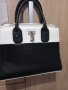 Дамска чанта в бяло и черно. Нова., снимка 1 - Чанти - 43969578
