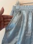 Сребърни къси панталонки с ластик в кръста и джобове 🩶, снимка 2