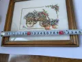 Красив гоблен от Англия с каручка и кошници с цветя, дървена рамка, снимка 5