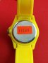 Часовник Унисекс жълт гумен, снимка 6