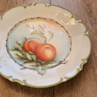 Hutschenreuther– Рисувана чиния, плато, 25.5см– 1988г Отлична!, снимка 1 - Чинии - 37486274