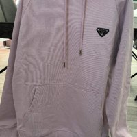 Дамско hoodie Prada, снимка 1 - Якета - 43746037