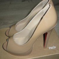 Christian Louboutin дамски обувки 39 номер, снимка 5 - Дамски елегантни обувки - 39607208