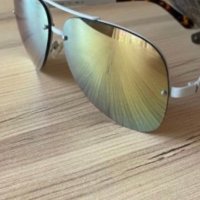GUESS огледални слънчеви очила с кутия и кърпичка, снимка 5 - Слънчеви и диоптрични очила - 37201434