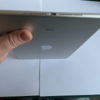 КАТО НОВ !!! iPad Air 2 WiFi - 16GB - SILVER - A1566, снимка 7 - Таблети - 38508680