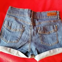 Къси дънки , снимка 1 - Къси панталони и бермуди - 37615697